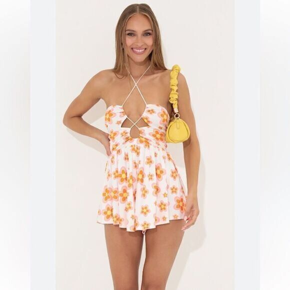 LUCY IN THE SKY WHITE FLORAL ROMPER - Picture 1 of 10